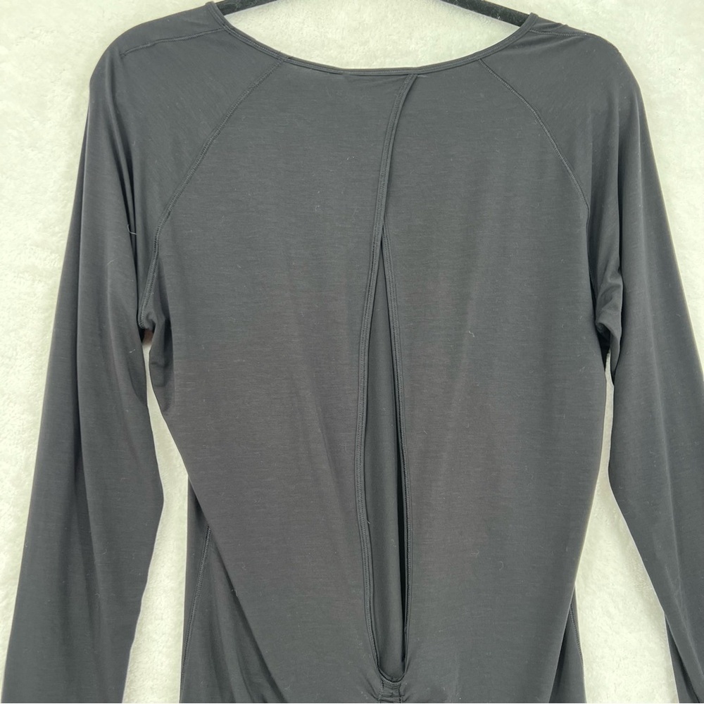 Lululemon Deep Stretch Long Sleeve Cinch MicroModal top Black Women Med 6/8 - Picture 6 of 11